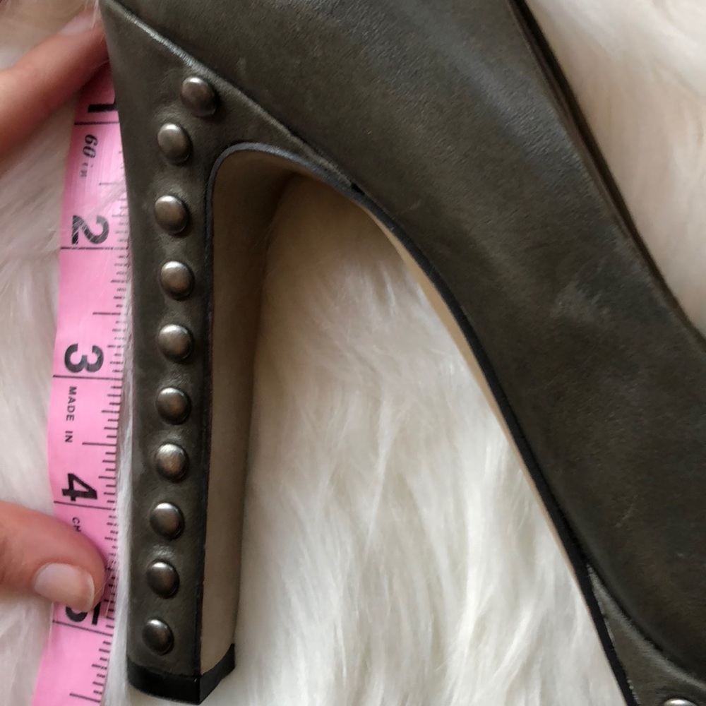 NWOT Vince Camuto Studded Green Platform Heels - Picture 4 of 7